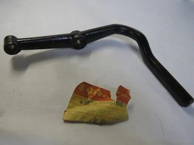 Barra reposapiés izquierda Suzuki NOS NUEVA 43515-10000 GT T350 T305 T250 GT250 Foto 1 de 2