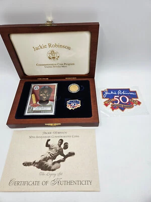 🌟 1997 Jackie Robinson Legacy $5 Gold Commemorative Topps Chrome Card Pin Patch - Image 1 of 4