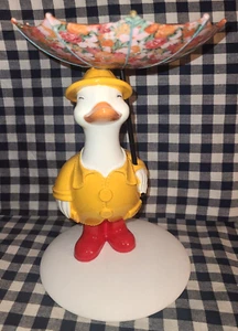 ALL NEW Duck with Umbrella 3-Wick Candle Pedestal ORIGINAL BOX Bath & Body Works - Picture 1 of 4