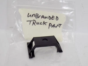 HO / UNBRANDED / TRUCK SUPPORT / WHEELS / DIESEL LOCOMOTIVE / HTF PARTS - Picture 1 of 3