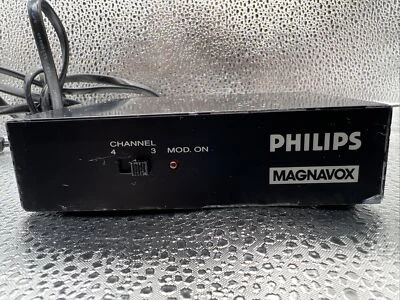 Vintage Gaming RF Modulator - Philips Magnavox PM61138 AV TV Switch Box - Image 1 of 4