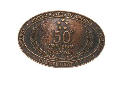 United Stated 50th Anniversary of World War 2 Commemorative belt buckle Crew INC - Image 1 of 3