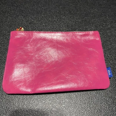 Bolso Ipsy sin maquillaje no usado Foto 1 de 4