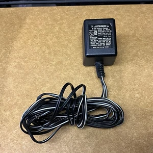 Airtronics (Ni-Cd) Transmitter/Receiver Charger - Picture 1 of 1