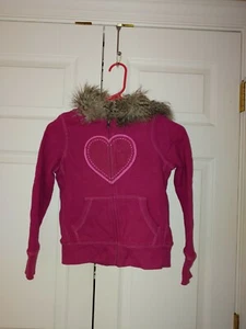 Girl Gap Kids Northern Brights Pink Heart Zip Up Fur Hoody Sweatshirt Size S 6-7 - Picture 1 of 7