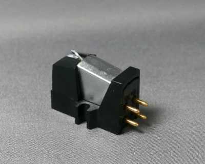 Cartucho Denon DL-8A MM con lápiz óptico Nagaoka 44-42 (DSN-42) de Japón Foto 1 de 4