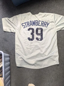 RARE DARRYL STRAWBERRY NEW YORK YANKEES AUTOGRAPH AUTHENTIC JERSY COA JSA - Picture 1 of 4