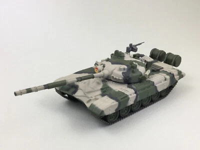 T-72 USSR Diecast Tank De Agostini 1/72 Scale, Russian tanks, Military Vehicles - Image 1 of 4