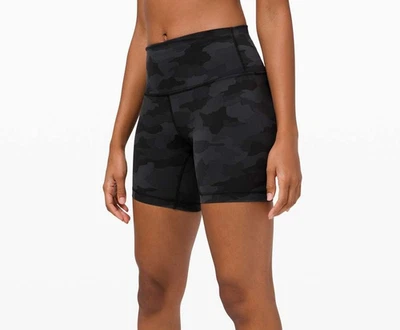 "Corto de tiro alto Lululemon talla 4 Wunder Train 6"" Heritage 365 camuflaje carbón profundo" Foto 1 de 4