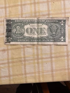 Odd Stamping On 1 Dollar Bill - Unusual - Picture 1 of 4