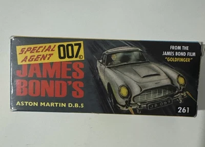Corgi - ASTON MARTIN D.B.5, Agent 007 From JAMES BOND FILM “GOLDFINGER” RT261015 - Immagine 1 di 4
