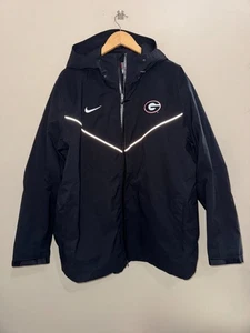 Nike UGA Georgia Bulldogs Team Issue PE Regen Fußball Jacke 2XL Made In USA NEU - Bild 1 von 18