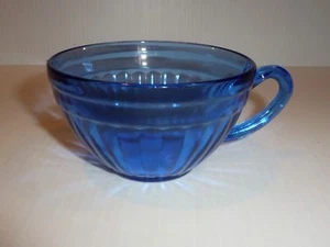 Taza de vidrio vintage Hazel Atlas Aurora azul cobalto depresión - Imagen 1 de 4