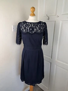 Abito SOMERSET ALICE TEMPERLEY blu navy pizzo aderente svasato 100% seta taglia 10 - Foto 1 di 7