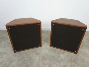 Par de altavoces vintage Allison Laboratories Inc 85w 10" en cajas de nogal MCM - Imagen 1 de 12