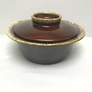 Vintage Hull Brown Casserole With Lid - Picture 1 of 6