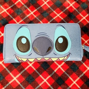 *Stitch Loungefly Wallet* Walt Disney World Parks Stitch Blue Face 2023 - Picture 1 of 3
