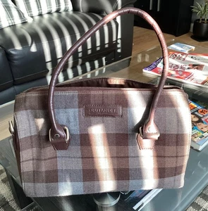 Official TV Series Outlander Handbag. Very Rare now. Not a copy. - Picture 1 of 5