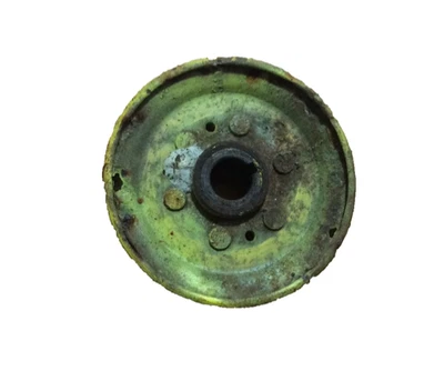 John Deere AM104780 AM37582 Mower Deck 4 3/4 inch spindle pulley - Image 1 of 4