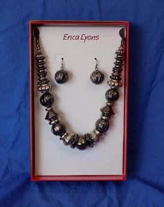 ERICA LYONS 17" Necklace & Matching Earrings Set Costume Jewelry - Picture 1 of 5