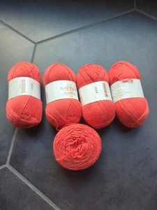 Set Of 4 Full 1 Partial Knit picks Essential Solid Socks 75/25 Wool/Nylon 231 Yd - Picture 1 of 4
