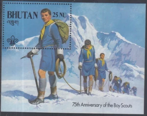 BUTÁN Sc # 339 MNH S/S 75a ANN BOY SCOUTS - Imagen 1 de 1