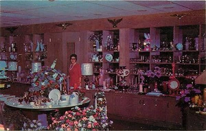 Embers Gift Shop Quality Motel Carlisle PA Pennsylvania Curiosity Shop Postcard - Picture 1 of 2