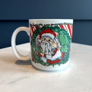 Taza/taza de café de Navidad Mr. & Mrs. Claus Santa Kiss 1992 Houston Foods 10 oz - Imagen 1 de 4