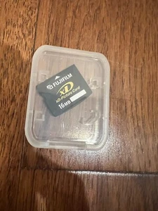 Genuine Fujifilm 16MB xD-Picture Card Memory Mint with SanDisk protective case - Picture 1 of 3