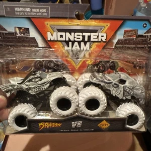 Monster Jam 2 Pack Series 18 Dragon vs Yeti 1:64 Scale Spin Master 2022 - Picture 1 of 9
