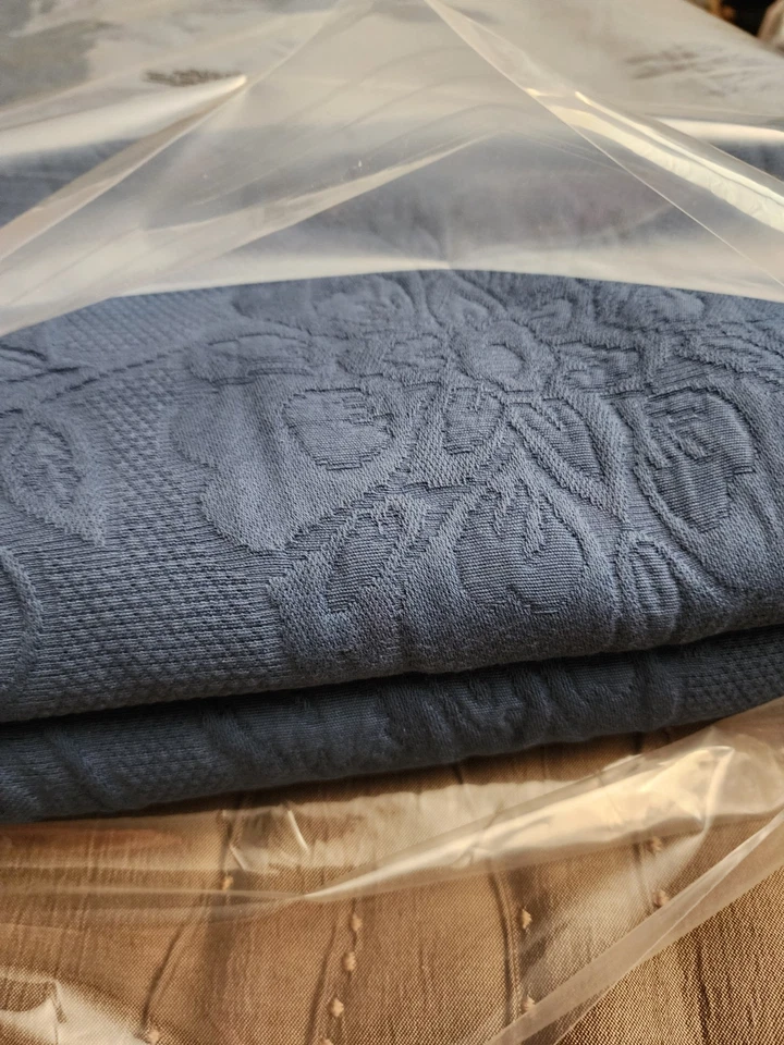 Colcha The Company Store Putnam Matelasse Azul Marino Algodón Queen 2 Falsas a Juego Foto 1 de 4