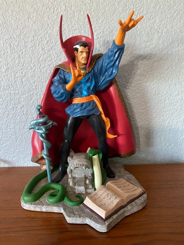 Marvel Dr Strange Applause Limited Edition Statue 554/1500 - Image 1 of 4