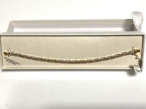 (C) Hermosa pulsera enchapada en oro de 18k con acento de diamantes genuinos nueva con etiquetas - Imagen 1 de 4
