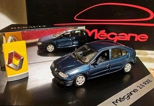 RENAULT MEGANE 2.0 RXE 5 porte 1 serie 1995 1/43 Limited Edition Box OLD VITESSE - Foto 1 di 16