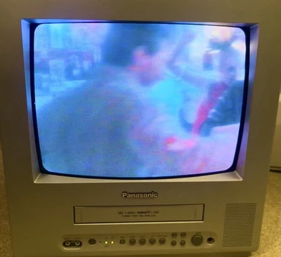 PANASONIC TX-14GV1 TV VIDEO COMBI with remote,good condition.  - Image 1 of 4
