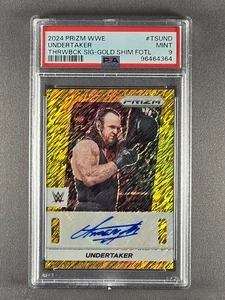 Prizm WWE Throwback 2024 #TS-UND Undertaker/3 Gold Shimmer Auto PSA 9 - Imagen 1 de 2