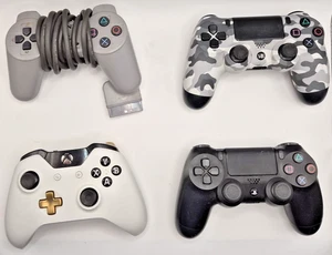4 Spiele System Controller Konvolut (PS, Xbox), Reparatur/Ersatzteile - Bild 1 von 10