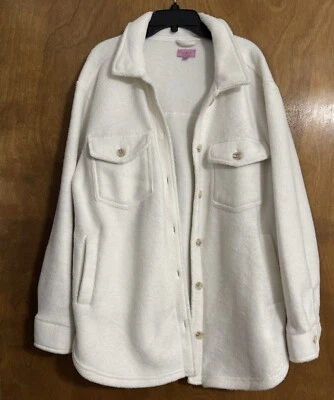 Francesca’s Mi Ami Women’s White fleece button up jacket with Pockets. Size L. - Image 1 of 4
