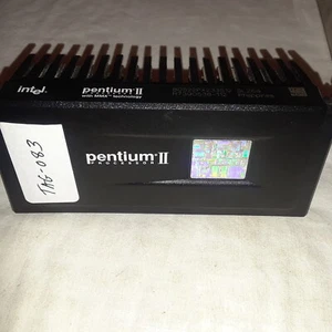 PENTIUM II 80522PX233512 SL264 R7390538-112 INTEL SLOT 1 CPU - Picture 1 of 1