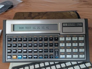 Hewlett-Packard Pocket Computer HP-71B & FORTH Finance Text 4K Memory HP-IL - Afbeelding 1 van 16