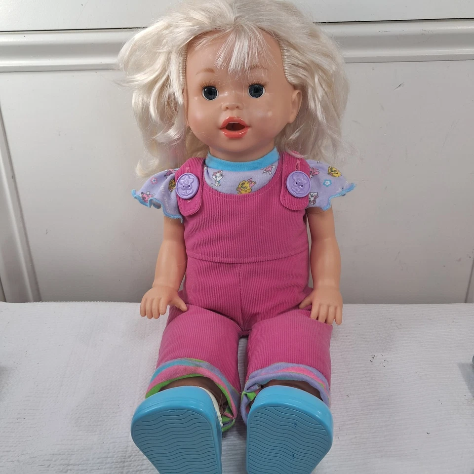 Muñeca Little Mommy vintage FISHER-PRICE niño pequeño jugar todo el día 2005 Mattel LEER Foto 1 de 4