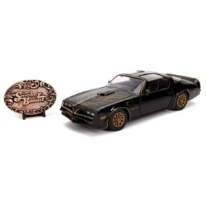 1:24 Smokey And The Bandit Pontiac Firebird 1977 Boxed With Belt Buckle Die Cast - Picture 1 of 6