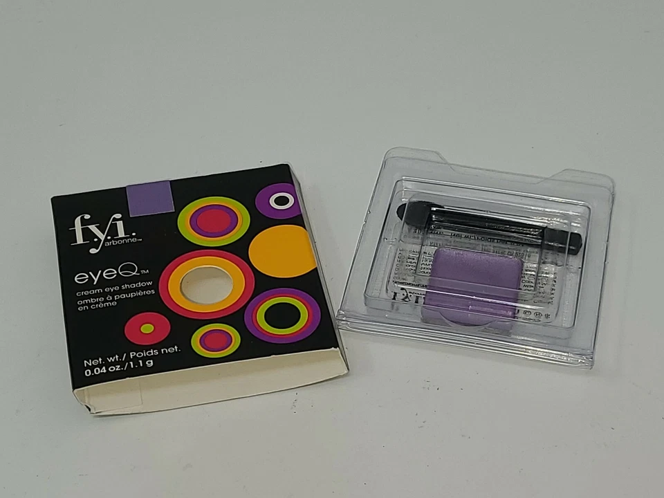 Arbonne f.y.i  EyeQ Cream Eyeshadow Refill Prom Queen (Purple) - Image 1 of 1