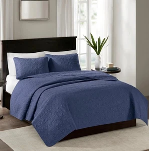 Madison Park Quebec Quilt Set, Damastnähte Baumwolle, King 3-teilig dunkelblau - Bild 1 von 7