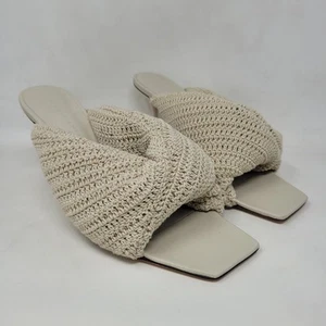 Studio Amelia Heels Women EU40 US10 Beige Croissant Crochet Slides Sandals Shoes - Picture 1 of 15