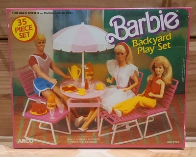 Vintage Barbie Backyard Patio Umbrella Picnic Playset #7750 1986 New SEALED - Image 1 of 4