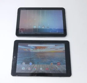 Lot of 2 Working 10" 32GB Android Tablets - Motorola XOOM MZ604 & RCA Viking Pro - Picture 1 of 9
