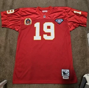 Mitchell & Ness - KANSAS CITY CHIEFS - Joe Montana # 19 - Men's Red JERSEY - 52 - Picture 1 of 12