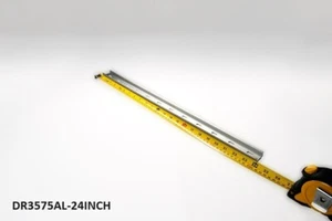 DIN Schiene, 600 mm (~24 (23,6) Zoll) NEU vorgeschnitten 35x10mm schweres Aluminium, geschlitzt - Bild 1 von 2