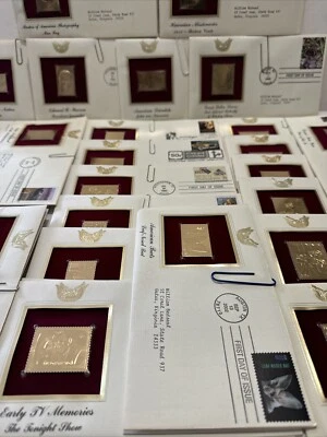 Enorme lote de 30 piezas de estampillas enchapadas en oro de 22 quilates emisión del primer día con sobres y tarjetas Foto 1 de 4